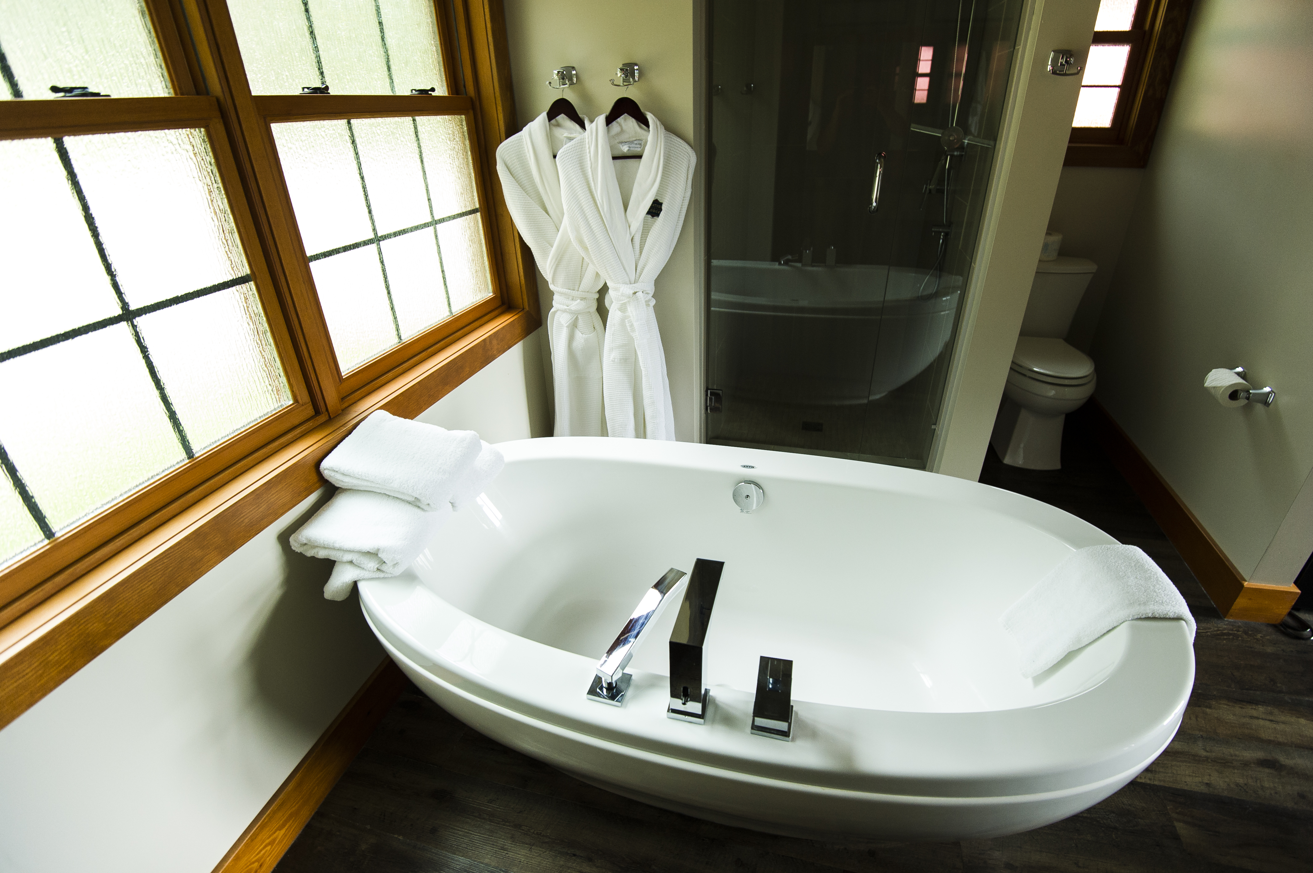 Soaker tub comfortable cabin